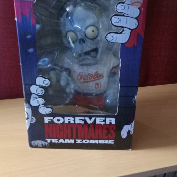 Baltimore Orioles MLB Resin Forever Collectibles Team Zombie Figure - Picture 1 of 3